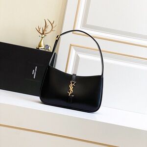 💝💝YSL LE 5 À 7 HOBO BAG IN SMOOTH LEATHER NOIR